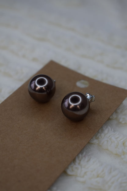 brown pearl with diamond earrings